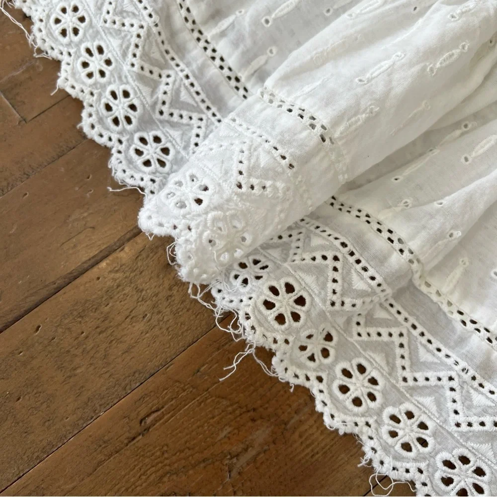 ANTHROPOLOGIE Meadow Rue Embroidered Eyelet Peplum Top Women’s 10 Feminine